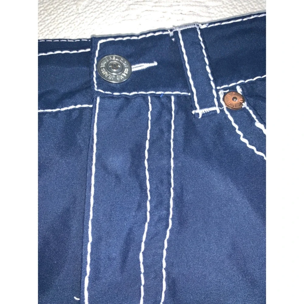 True Religion Big T Navy Blue Board Shorts Mens 36 White Contrast Stitch Swim